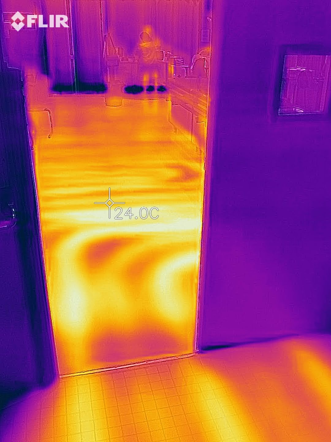 Caméra thermique sur un plancher chauffant