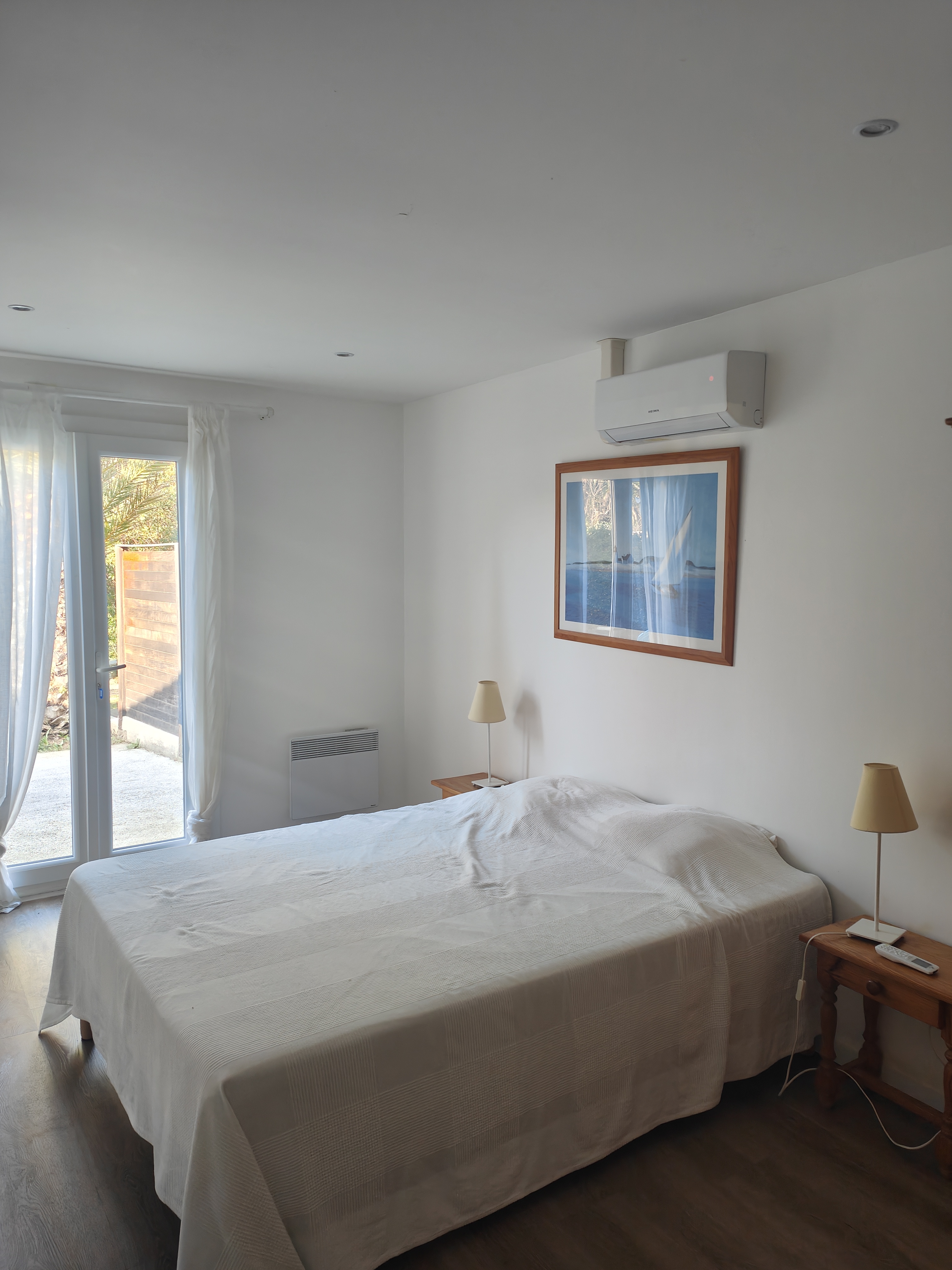 Installation d'une unité intérieure dans une chambre